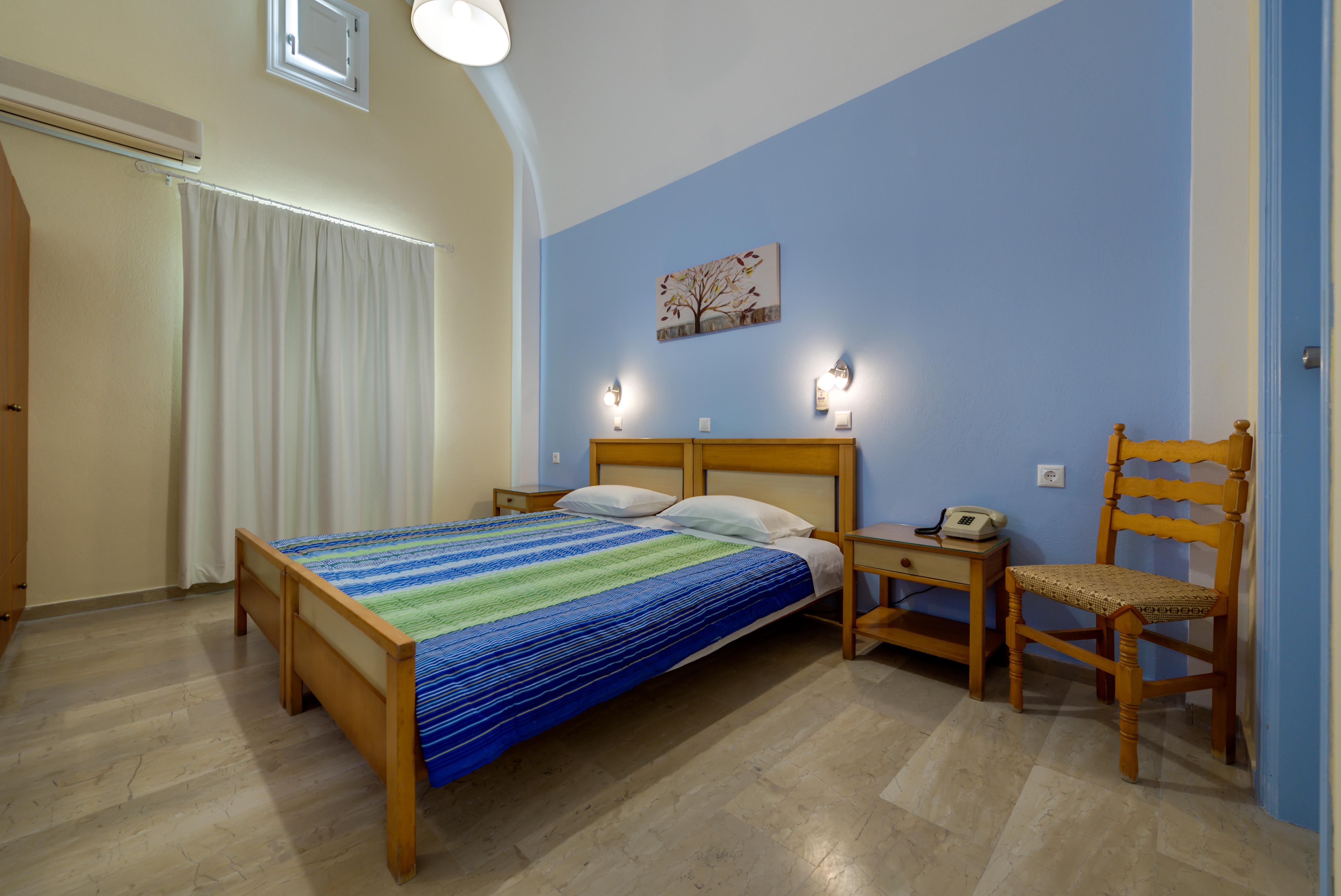 Akis Hotel 2*
